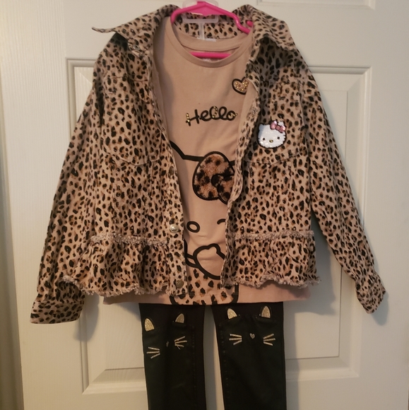Hello Kitty outfit with jacket - Picture 1 of 4